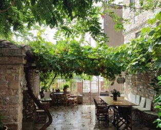 Ξενώνας Λαύκος: Παραδοσιακή φιλοξενία στο αρχοντικό χωριό του Νοτίου Πηλίου