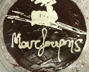 Ταβέρνα Μουτζούρης: Ένα γαστρονομικό ταξίδι δίπλα στο θρυλικό τρενάκι του Πηλίου στα Άνω Λεχώνια