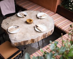 Skala: Το εστιατόριο που ανεβάζει τον γευστικό πήχη στην Αράχωβα