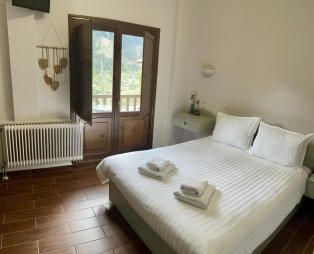 Via Ferrata Hotel: Ζήστε την εμπειρία της Ευρυτανίας με άνεση και ζεστή φιλοξενία