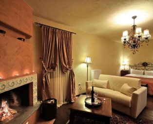 Aiora Suites: Ένα φιλόξενο καταφύγιο χαλάρωσης στη φύση της Αρκαδίας