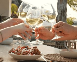 Rhode Luxury Villa: Ένα ιδιωτικό καταφύγιο για πολυτελείς διακοπές στη Ρόδο