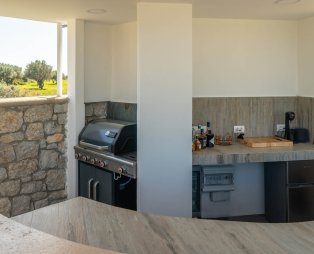 Rhode Luxury Villa: Ένα ιδιωτικό καταφύγιο για πολυτελείς διακοπές στη Ρόδο