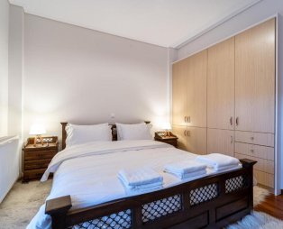 The Foxes: Ένα καταφύγιο στην καρδιά του ελατοδάσους στο Μεγάλο Χωριό Ευρυτανίας