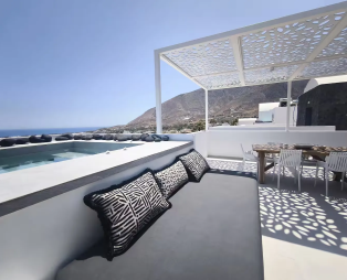 Exo Santorini: Πολυτελής διαμονή στην αυθεντική πλευρά της Σαντορίνης