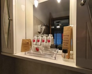 TO KALLION: Ένας παραδοσιακός ξενώνας στο Κλαυσί Ευρυτανίας με υπέροχη θέα στο βουνό 