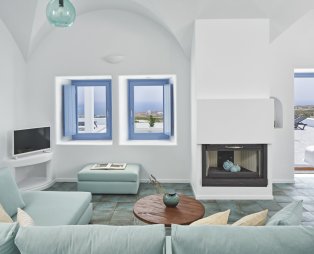 Villa Rodakes: Εμπειρία κυκλαδίτικης πολυτέλειας στη Σαντορίνη