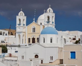 Villa Orpheus Santorini: Oνειρική διαμονή σε μια παραδοσιακή κατοικία της Σαντορίνης