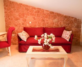 99 Luxury Exotic Villas: Φιλοξενία υψηλών προδιαγραφών στο Ναύπλιο