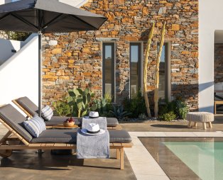 Chora Kythnos Suites: Πολυτελής διαμονή στην καρδιά της Κύθνου