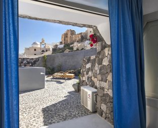 Rock Villas Complex: Ιδιωτικό πολυτελές καταφύγιο στο Εμπορείο της Σαντορίνης