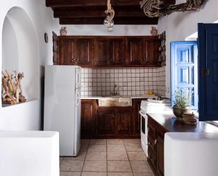 Stilvi Suites: Διαμονή με μαγευτική θέα στο ηφαίστειο της Σαντορίνης