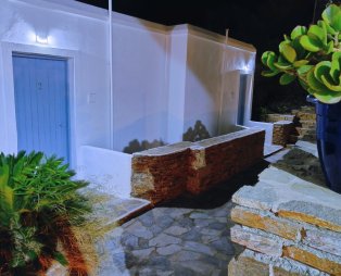 Villa Elena Kythnos: Ήρεμες διακοπές στην Κύθνο μέσα στο απέραντο γαλάζιο