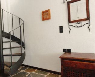 Villa Elena Kythnos: Ήρεμες διακοπές στην Κύθνο μέσα στο απέραντο γαλάζιο