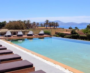 180° South Seaside Hotel: Πολυτελής διαμονή στην ακτογραμμή της Ερμιονίδας