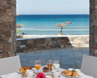Calma Boutique Hotel: Ένα ήρεμο καταφύγιο στις Αγκαθωπές Σύρου