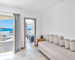 Calma Boutique Hotel: Ένα ήρεμο καταφύγιο στις Αγκαθωπές Σύρου