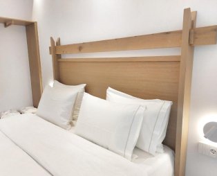 DelMar Suites: Διαμονή στη Σύρο με κοσμοπολίτικη αύρα