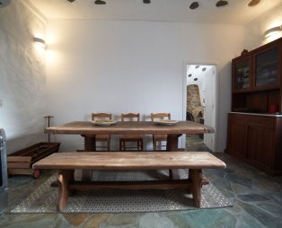 Eternal Blue Kythnos: Η διαχρονική γοητεία συναντά την κυκλαδίτικη ηρεμία