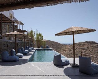 Kastella Sunset Villas: Η απόλυτη ηρεμία στην Κύθνο με θέα το Αιγαίο