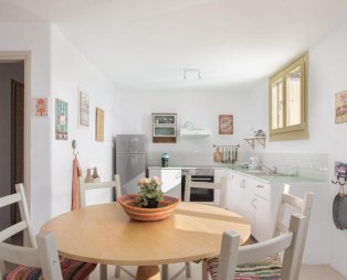 Kastella Sunset Villas: Η απόλυτη ηρεμία στην Κύθνο με θέα το Αιγαίο