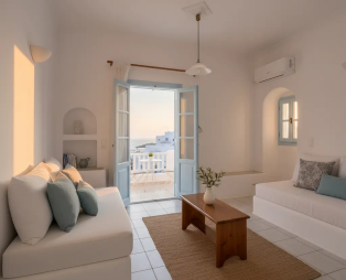 Lume D’oro Syros: Απόδραση με θέα το μαγευτικό ηλιοβασίλεμα του Αιγαίου