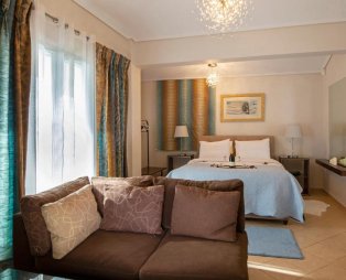 Nostalgia Seaview House: Απόδραση με θέα στην Ανάβυσσο