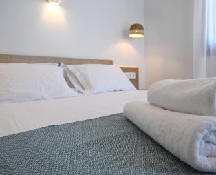 Pagada Apartments Kythnos: Διαμονή στο καταγάλανο τοπίο των Κυκλάδων