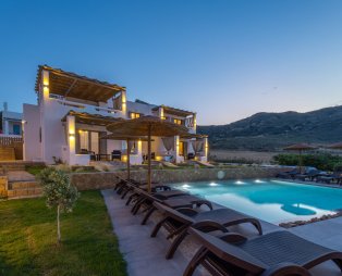 Skyros Trias: Ένας παράδεισος ηρεμίας στη Σκύρο