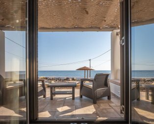 Skyros Trias: Ένας παράδεισος ηρεμίας στη Σκύρο