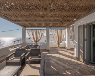 Skyros Trias: Ένας παράδεισος ηρεμίας στη Σκύρο