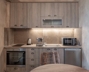 Skyros Trias: Ένας παράδεισος ηρεμίας στη Σκύρο