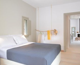 Themis Homes: Ονειρεμένο καταφύγιο διακοπών δίπλα στη Χώρα της Σκύρου