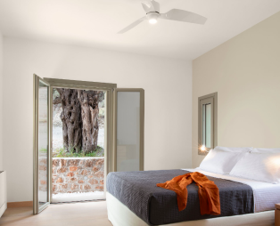 Themis Homes: Ονειρεμένο καταφύγιο διακοπών δίπλα στη Χώρα της Σκύρου