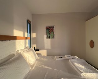 Thronos Suites: Μια γαλήνια όαση στην Άνω Μερά της Μυκόνου