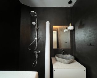 Thronos Suites: Μια γαλήνια όαση στην Άνω Μερά της Μυκόνου