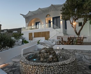 Vetus Portum Suites Tinos: Σύγχρονη φιλοξενία σε ένα ιστορικό σημείο της Τήνου