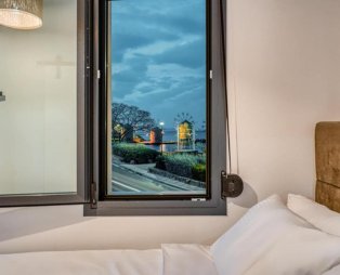 Windmill Escape Apartments: Μια κομψή απόδραση με θέα στους ανεμόμυλους της Χίου