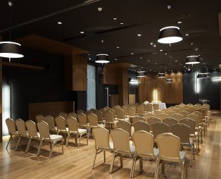 Porto Palace Hotel Thessaloniki: Διαμονή 5 αστέρων σε ένα ιστορικό κτίριο της πόλης