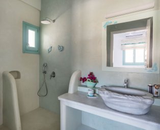 Magganari View: Απόδραση σε μια από τις πιο εκπληκτικές τοποθεσίες της Ίου