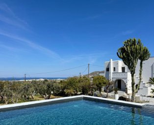 Villa Agrabely & Suites: Ζήστε την αυθεντική φιλοξενία στην καρδιά της Νάξου