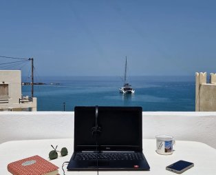 Akti Apollona Apartments: Η γαλήνη συναντά την αυθεντική κυκλαδίτικη εμπειρία στη Νάξο