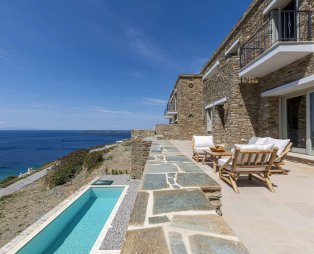 Androck Heaven Retreat: Ένα πέτρινο κόσμημα με θέα το Αιγαίο