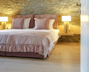 Camara Suites: Διαμονή σε ένα ιστορικό αρχοντικό της Άνδρου με θέα στη θάλασσα