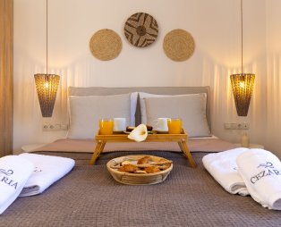 Cezaria Naxos: Ένα γαλήνιο καταφύγιο στην καρδιά της Νάξου