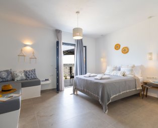 Cezaria Naxos: Ένα γαλήνιο καταφύγιο στην καρδιά της Νάξου