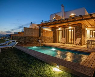 Etesian Villas: Ένας μικρός παράδεισος στην Άνδρο με θέα που κόβει την ανάσα