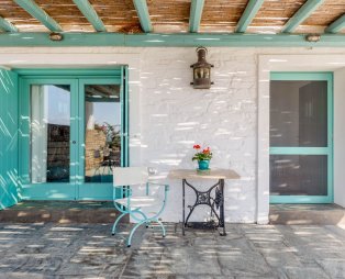 Magganari View: Απόδραση σε μια από τις πιο εκπληκτικές τοποθεσίες της Ίου