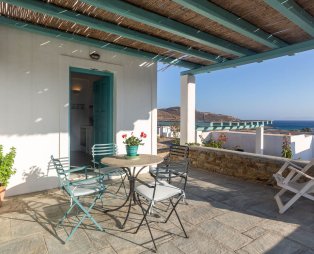 Magganari View: Απόδραση σε μια από τις πιο εκπληκτικές τοποθεσίες της Ίου