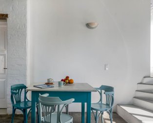 Magganari View: Απόδραση σε μια από τις πιο εκπληκτικές τοποθεσίες της Ίου